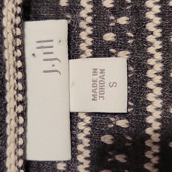 J. Jill embroidered long sleeve blouse - Picture 2 of 7